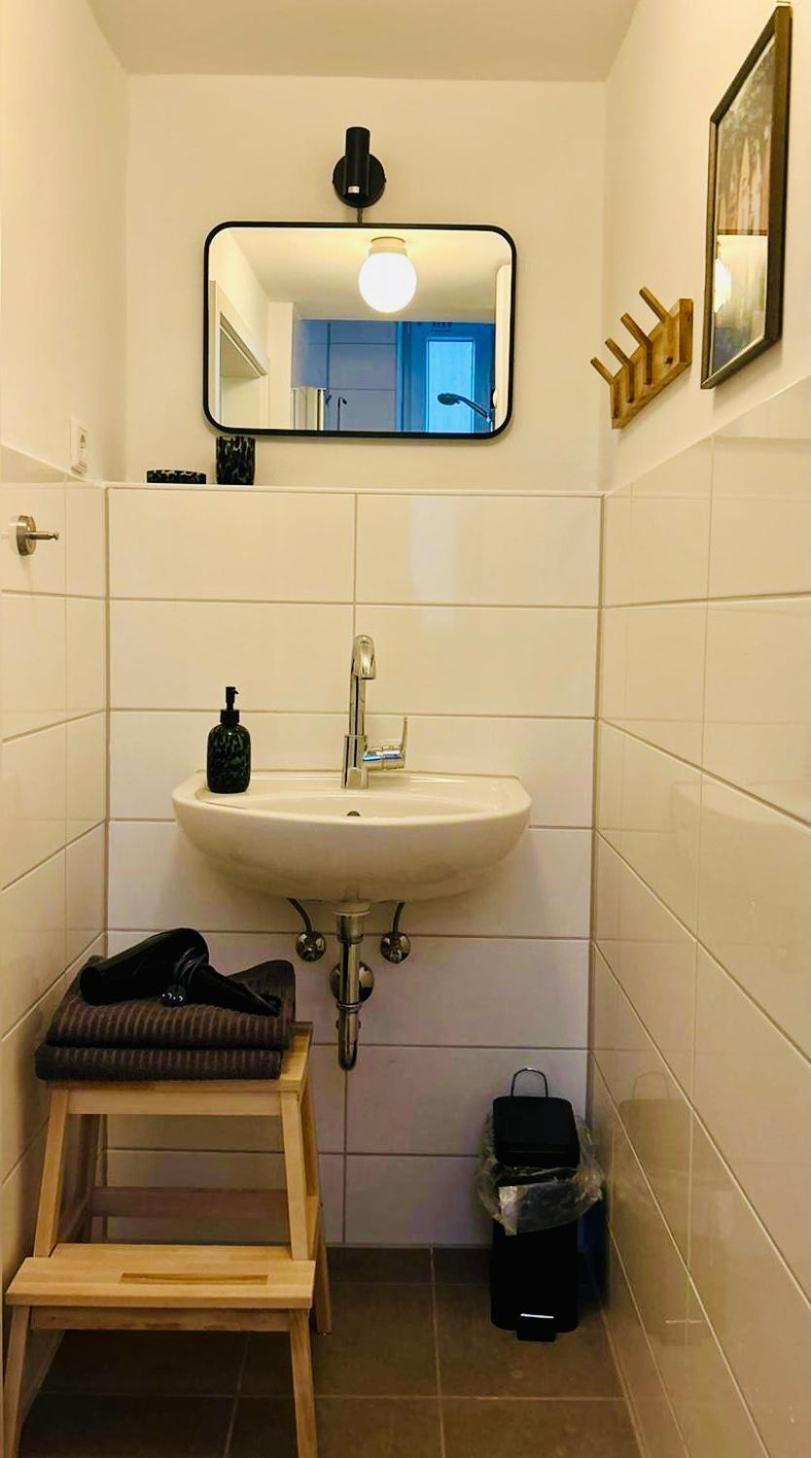 Feelslikehome - Stylische Und Zentrale Altbauwohnung Mit Terrasse&Garten Bochum Esterno foto