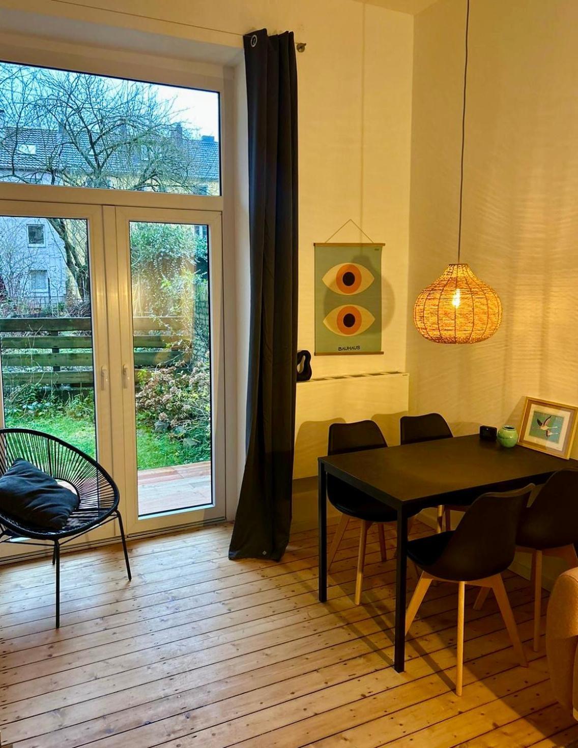 Feelslikehome - Stylische Und Zentrale Altbauwohnung Mit Terrasse&Garten Bochum Esterno foto