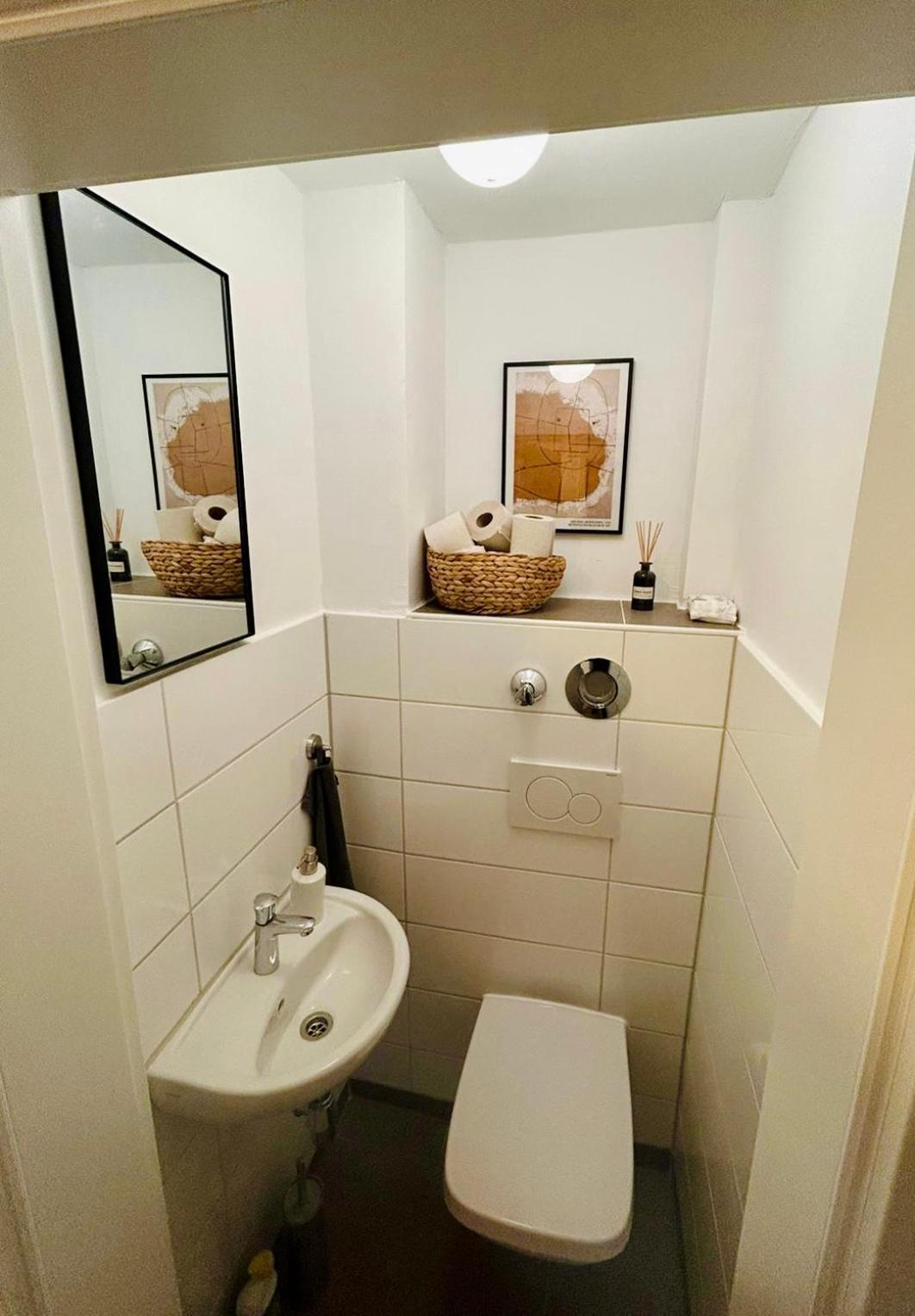 Feelslikehome - Stylische Und Zentrale Altbauwohnung Mit Terrasse&Garten Bochum Esterno foto