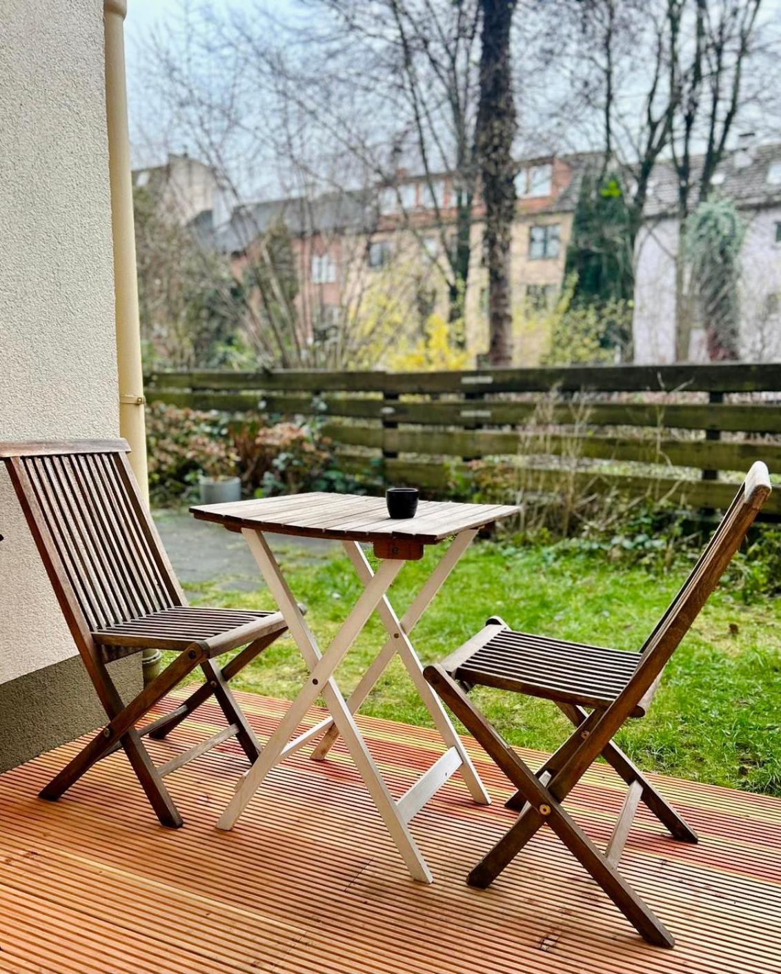 Feelslikehome - Stylische Und Zentrale Altbauwohnung Mit Terrasse&Garten Bochum Esterno foto