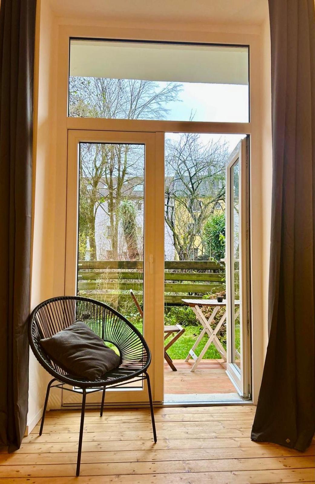 Feelslikehome - Stylische Und Zentrale Altbauwohnung Mit Terrasse&Garten Bochum Esterno foto
